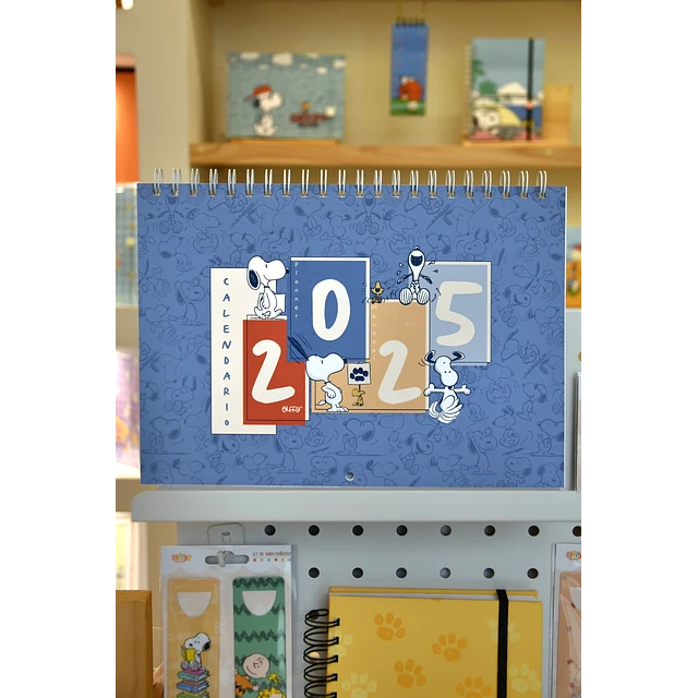 Calendario y Planner mensual Snoopy 2025